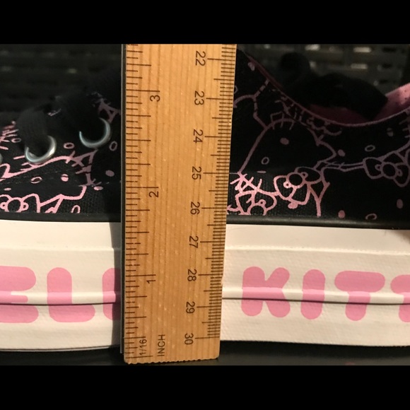 Converse Hello Kitty Clean Lift Ox Platform Shoes - Picture 8 of 8